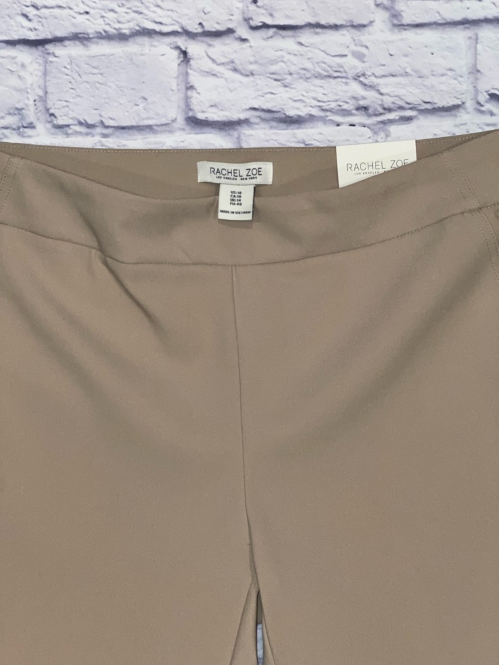 Rachel Zoe NEW Cropped Straight-Leg Pants in beige - Picture 3 of 10